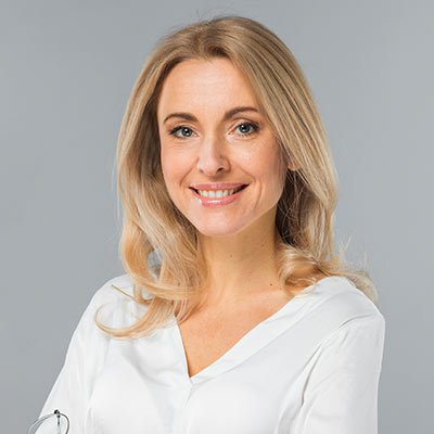 د. يمنى عادل